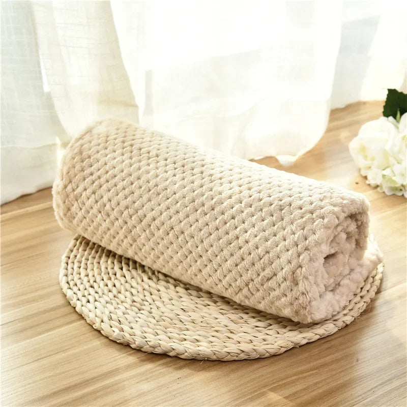 Warm Soft Fuzzy Blankets for Puppy Small Medium Dogs Fleece Kitten Cats Plush Throws for Bed Couch Sofa Blanket Suit For Winter