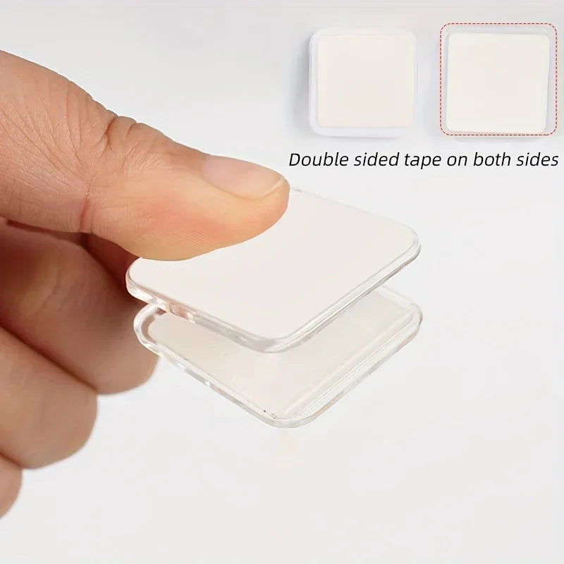 Wall-Mounted Dog Pee Pad Clip Holder Plastic
